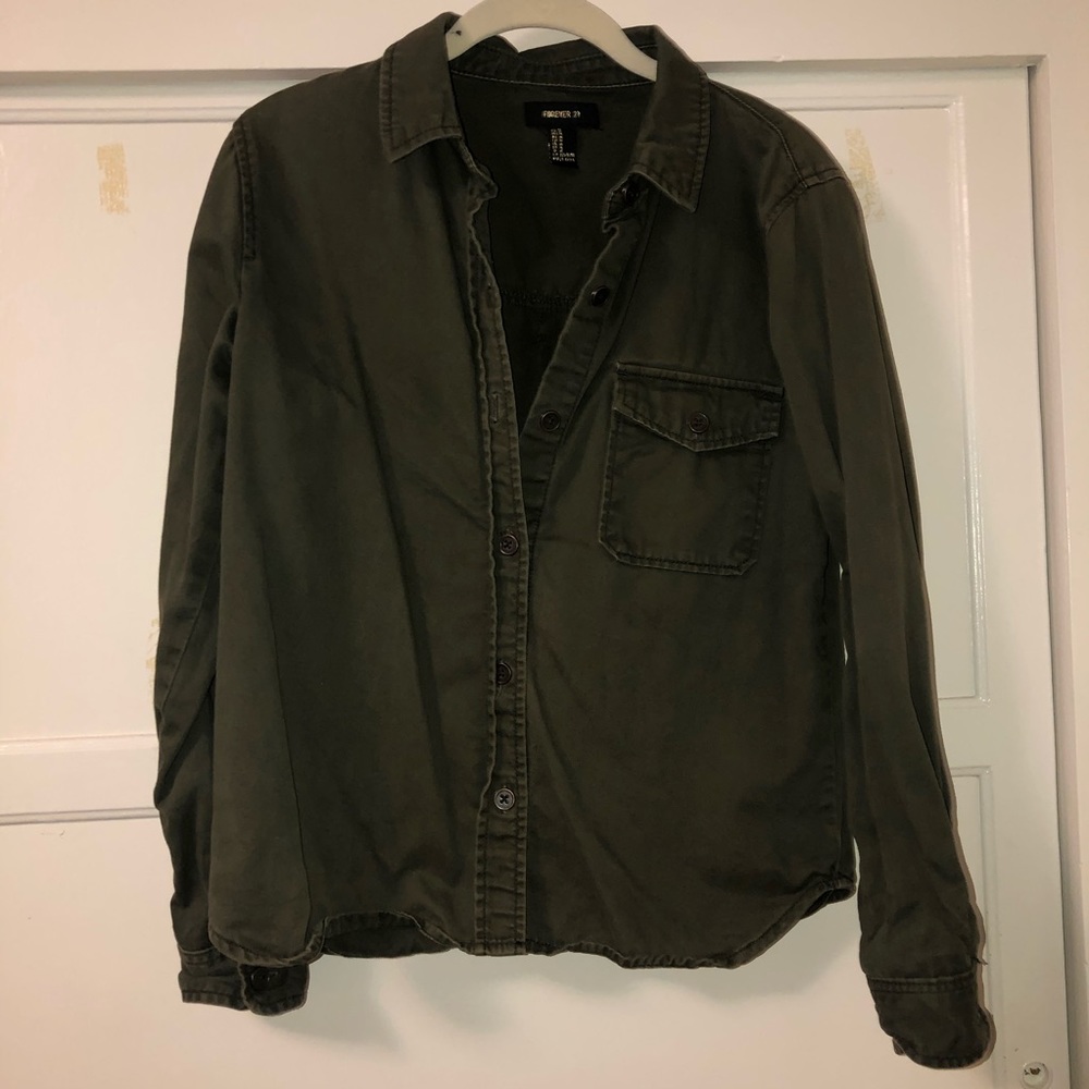 Green Shirt/Outerwear